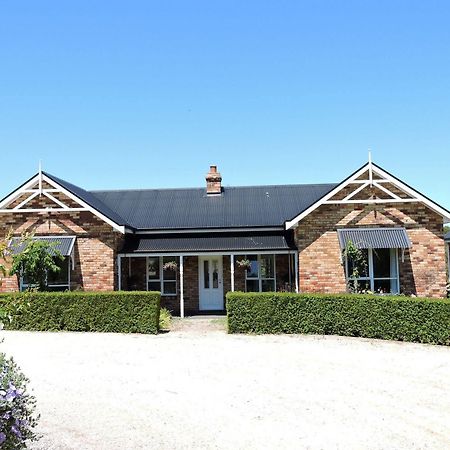Hazelcreek Cottages Exeter Exterior photo